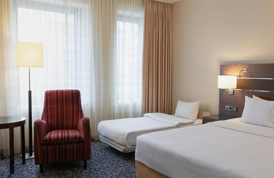 Courtyard By Marriott Vienna Prater/Messe-1